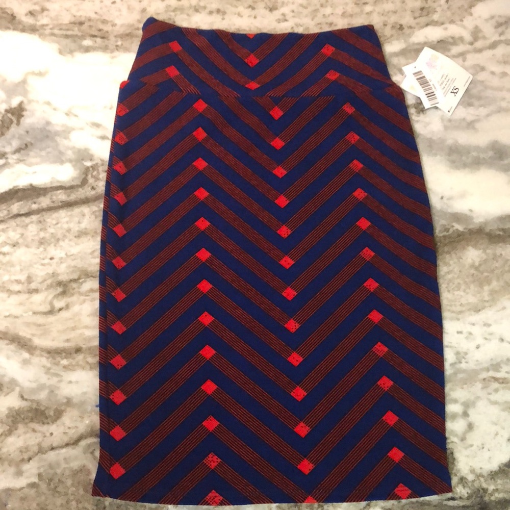 XS Lularoe Cassie pencil skirt